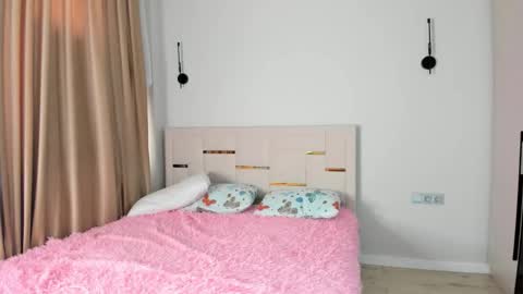 Snapshot of l1l_lola chatting on 10-24-25, 02:52 Ameli online show from 10-24-25, 02:52