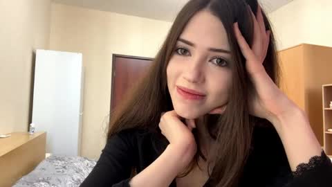 Snapshot of l1sa_bun chatting on 05-25-26, 03:18 Alice online show from 05-25-26, 03:18