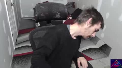 l1v1nth3dr3am online show from 11-12-25, 04:40