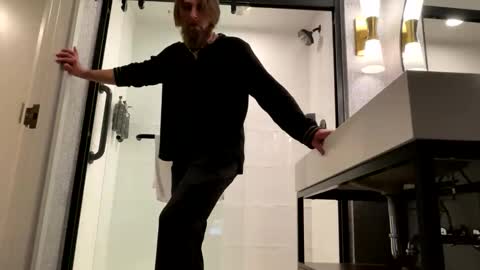 Snapshot of l3ftbeard chatting on 12-01-25, 06:07 Beard online show from 12-01-25, 06:07