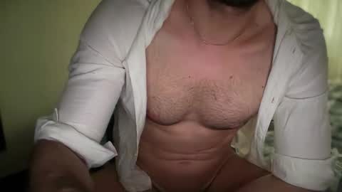 Snapshot of l3xxius chatting on 01-10-26, 04:42 Alex online show from 01-10-26, 04:42