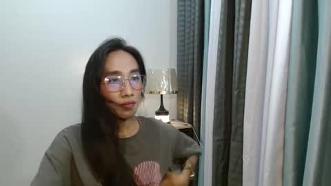 Snapshot of l4dyt4m4yo chatting on 03-27-26, 11:54 UrAsianCutiii3 online show from 03-27-26, 11:54