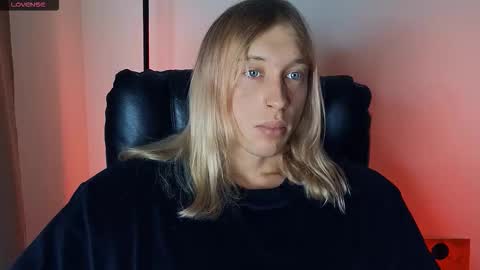 Snapshot of l_adonis_l chatting on 02-22-26, 06:13 Adonis online show from 02-22-26, 06:13