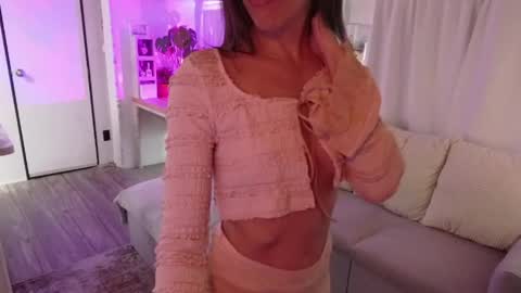  Giselle  online show from 04-12-26, 06:35