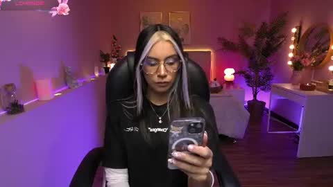 T A T I A N A online show from 07-17-26, 12:23