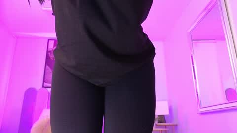 Cris  online show from 02-19-25, 11:28