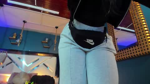 Cris  online show from 11-12-25, 11:10