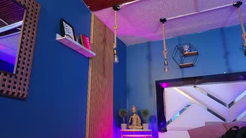 Snapshot of laady_brownn chatting on 04-25-26, 11:57 Cris online show from 04-25-26, 11:57