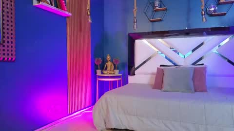 Snapshot of laady_brownn chatting on 05-02-26, 11:04 Cris online show from 05-02-26, 11:04