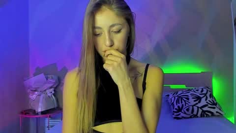 LaAngel online show from 02-10-25, 04:25