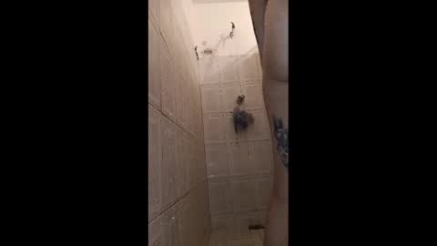 Snapshot of labestia033 chatting on 09-24-25, 03:54 jose online show from 09-24-25, 03:54