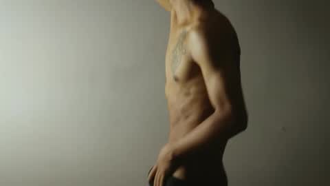 labrinthteasing online show from 01-12-26, 12:10