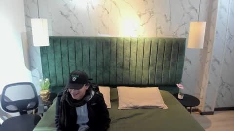 labrinthteasing online show from 01-13-26, 12:10