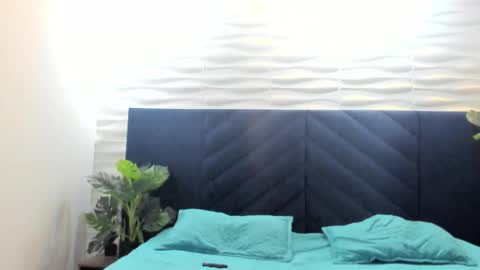 labrinthteasing online show from 02-06-26, 12:19