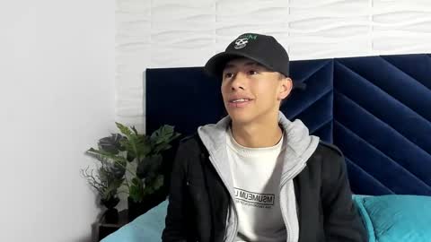 labrinthteasing online show from 03-06-26, 12:01