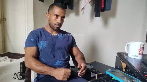 Snapshot of lacasadelosmunecosbq chatting on 11-15-25, 04:47 Bruno Smith online show from 11-15-25, 04:47