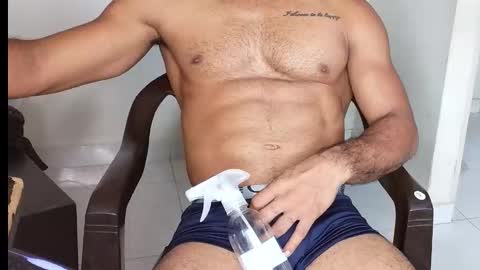 Snapshot of lacasadelosmunecosbq chatting on 11-30-25, 09:52 Bruno Smith online show from 11-30-25, 09:52