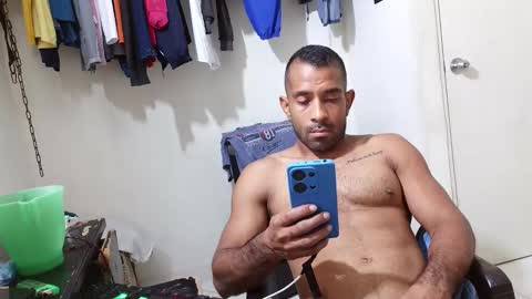 Snapshot of lacasadelosmunecosbq chatting on 12-03-25, 06:10 Bruno Smith online show from 12-03-25, 06:10