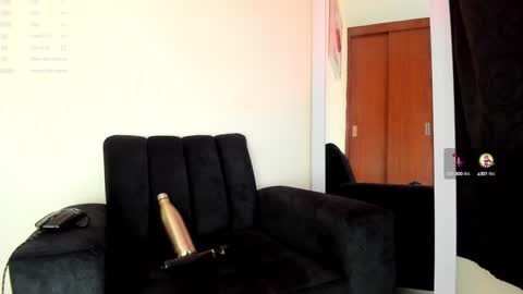 lace_victoria online show from 12-29-24, 10:14