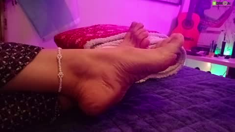 lachicadeldiablo online show from 04-10-26, 09:30