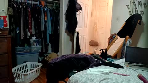 lacybell online show from 02-16-25, 01:25