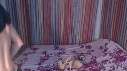 ladiekissesex online show from 02-20-25, 02:35