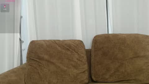 Snapshot of ladii_mia chatting on 11-09-25, 06:39 Mia online show from 11-09-25, 06:39