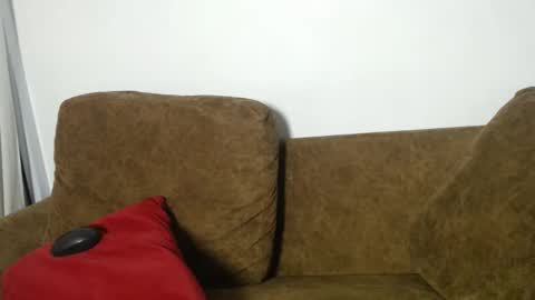 Snapshot of ladii_mia chatting on 03-12-26, 06:25 Mia online show from 03-12-26, 06:25