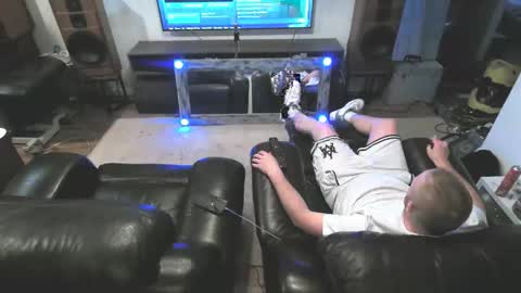 Hectic online show from 10-14-25, 12:17