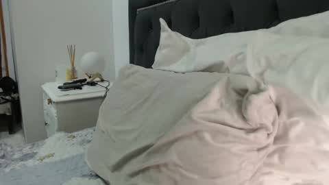 lady____a online show from 01-31-26, 09:35