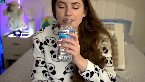 Anna online show from 12-06-24, 03:08