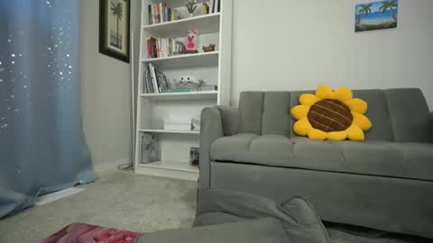 Snapshot of lady_bpd chatting on 05-17-26, 02:13 Anna online show from 05-17-26, 02:13