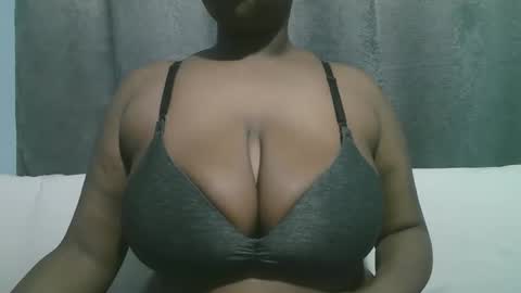 lady_dearra online show from 10-11-25, 04:22