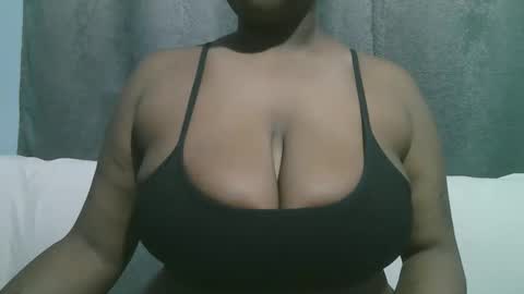 lady_dearra online show from 10-13-25, 04:01