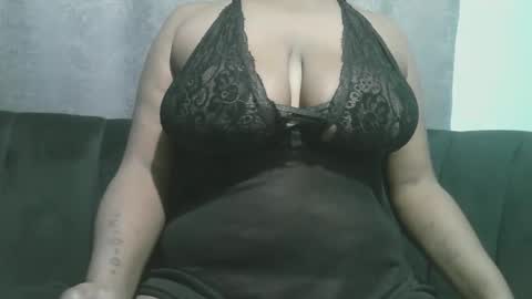 lady_dearra online show from 12-05-25, 02:42