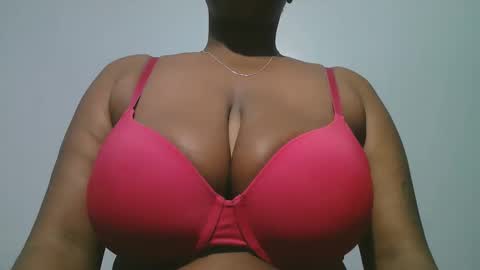 lady_dearra online show from 02-10-26, 03:21