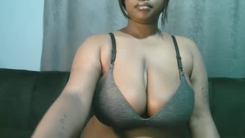 lady_dearra online show from 05-18-26, 03:02