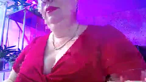 Snapshot of lady_gloria chatting on 11-26-25, 06:58 Lady Gloria online show from 11-26-25, 06:58
