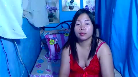 Snapshot of lady_in_bed69 chatting on 07-15-26, 12:27 lady_in_bed69 online show from 07-15-26, 12:27