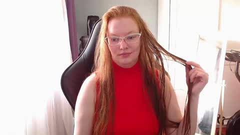 Snapshot of lady_inari chatting on 05-13-26, 04:26 Angelika online show from 05-13-26, 04:26