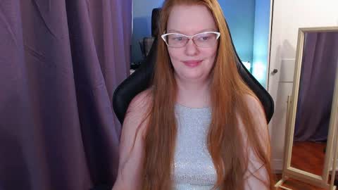 Snapshot of lady_inari chatting on 06-06-26, 09:30 Angelika online show from 06-06-26, 09:30