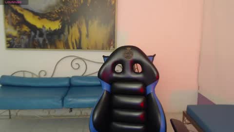 Lady Isabella online show from 04-22-26, 01:45