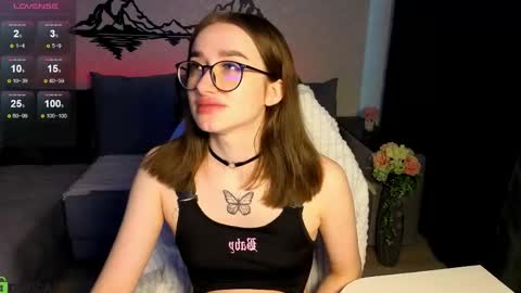 Snapshot of lady_luck18 chatting on 05-02-26, 01:10 Olivia online show from 05-02-26, 01:10