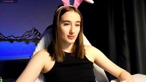 Snapshot of lady_luck18 chatting on 05-30-26, 12:30 Olivia online show from 05-30-26, 12:30