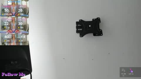 Snapshot of lady_miss___ chatting on 06-15-26, 01:02 lady_miss___ online show from 06-15-26, 01:02