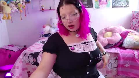 Lady  online show from 01-18-26, 08:23