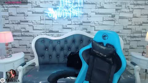 Lady Violet Bridgerton online show from 02-21-25, 09:54