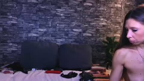 Jenny online show from 06-15-26, 10:06