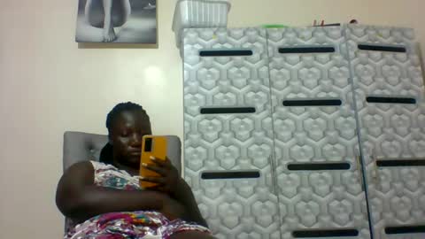 lindah32 online show from 01-08-25, 09:34