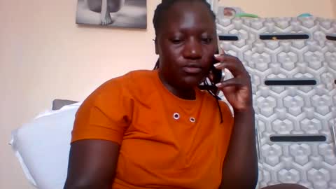 lindah32 online show from 01-14-25, 10:38